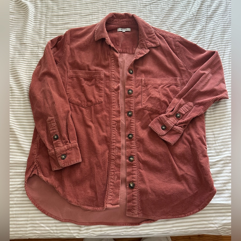 Madewell women’s size Small corduroy shirt pink/mauve color